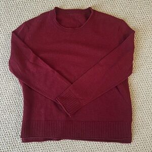 Chic Maroon Women's Turtleneck Sweater